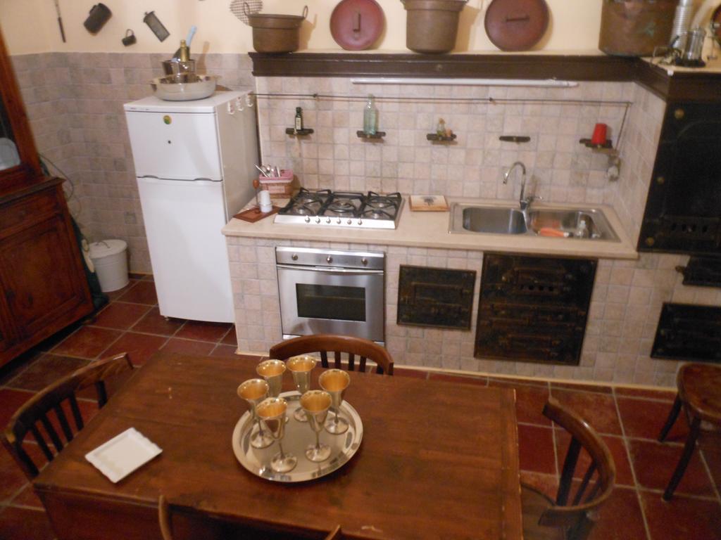 Palazzo Antica Via Appia Bed & Breakfast Bitonto Exterior foto