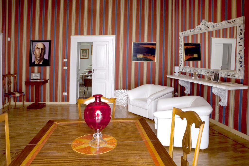 Palazzo Antica Via Appia Bed & Breakfast Bitonto Exterior foto