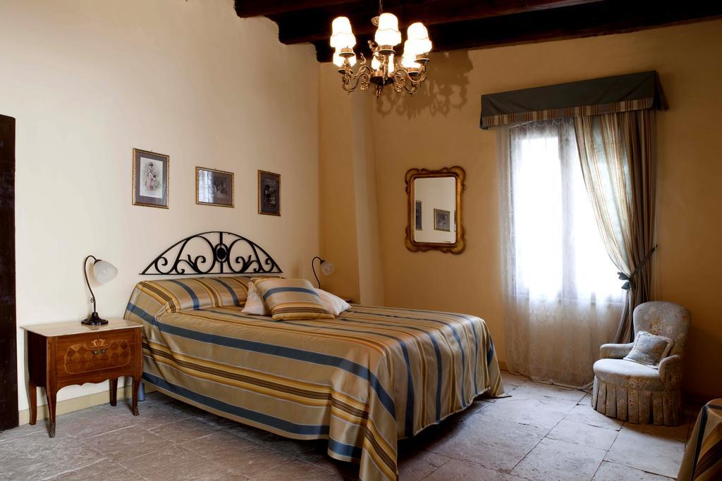 Palazzo Antica Via Appia Bed & Breakfast Bitonto Cameră foto
