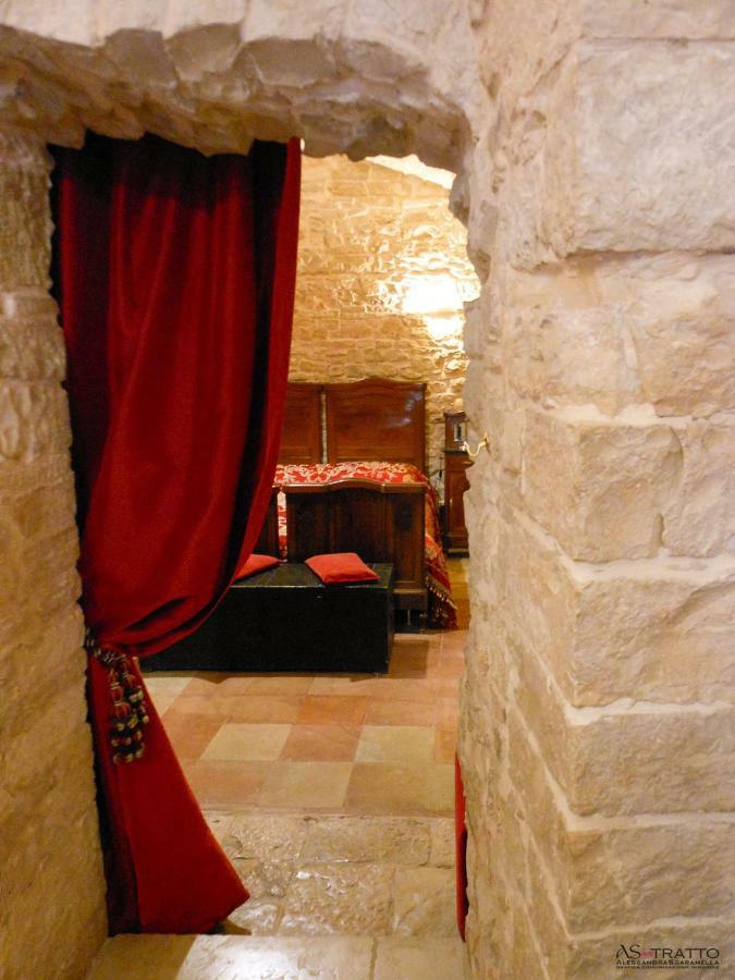 Palazzo Antica Via Appia Bed & Breakfast Bitonto Exterior foto