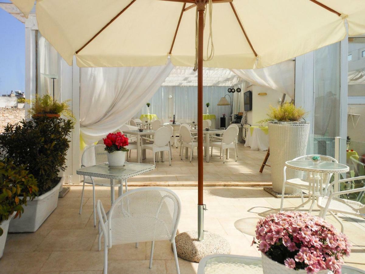 Palazzo Antica Via Appia Bed & Breakfast Bitonto Exterior foto