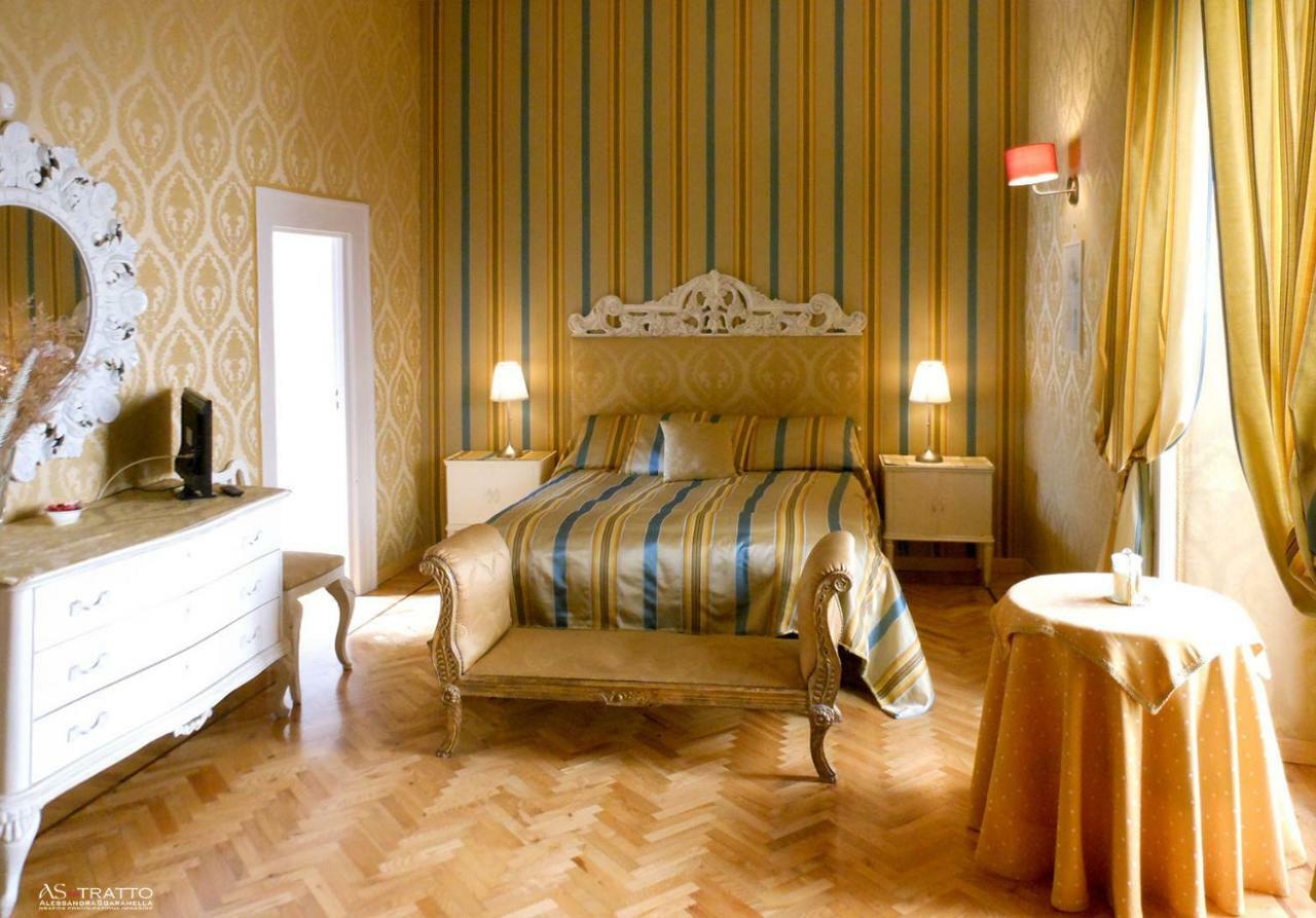Palazzo Antica Via Appia Bed & Breakfast Bitonto Exterior foto