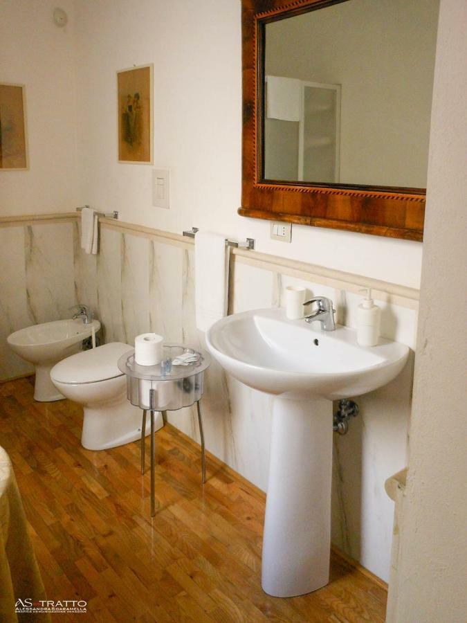 Palazzo Antica Via Appia Bed & Breakfast Bitonto Exterior foto